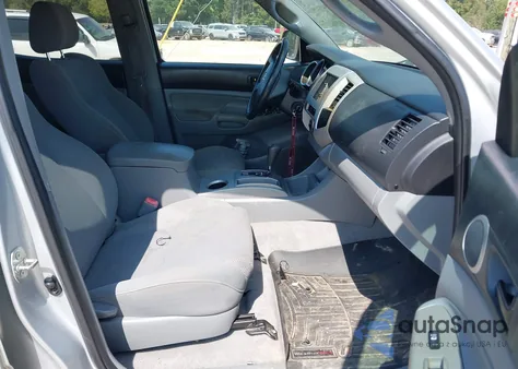 2008 Toyota Tacoma Base V6 from USA, damaged, VIN 3TMLU42N98M015932